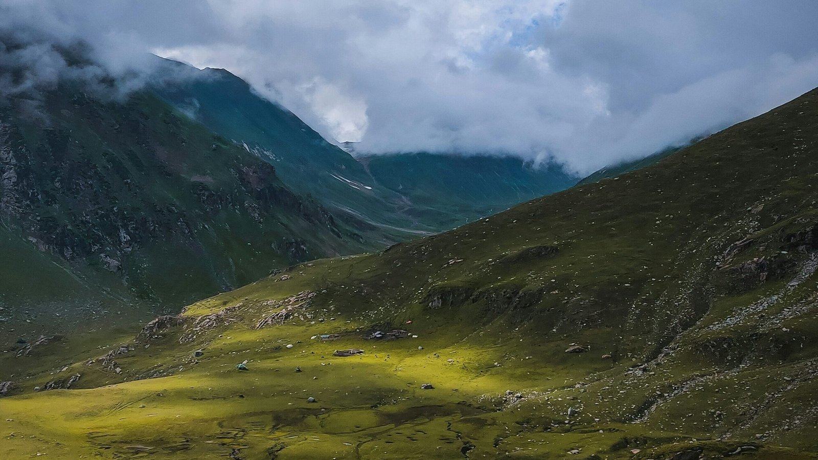 Ratti_gali_lake