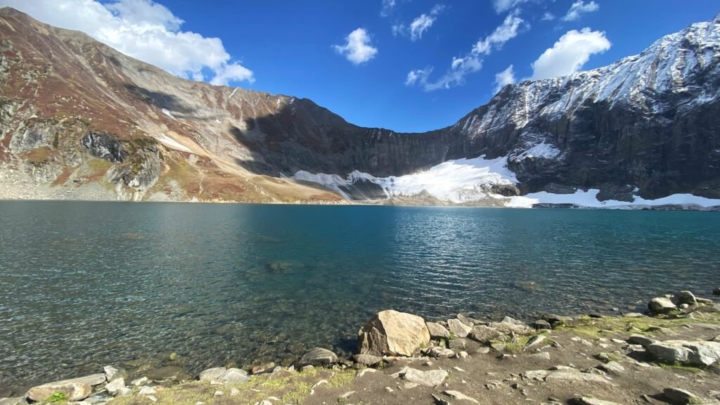 Ratti_gali_lake_karakorum