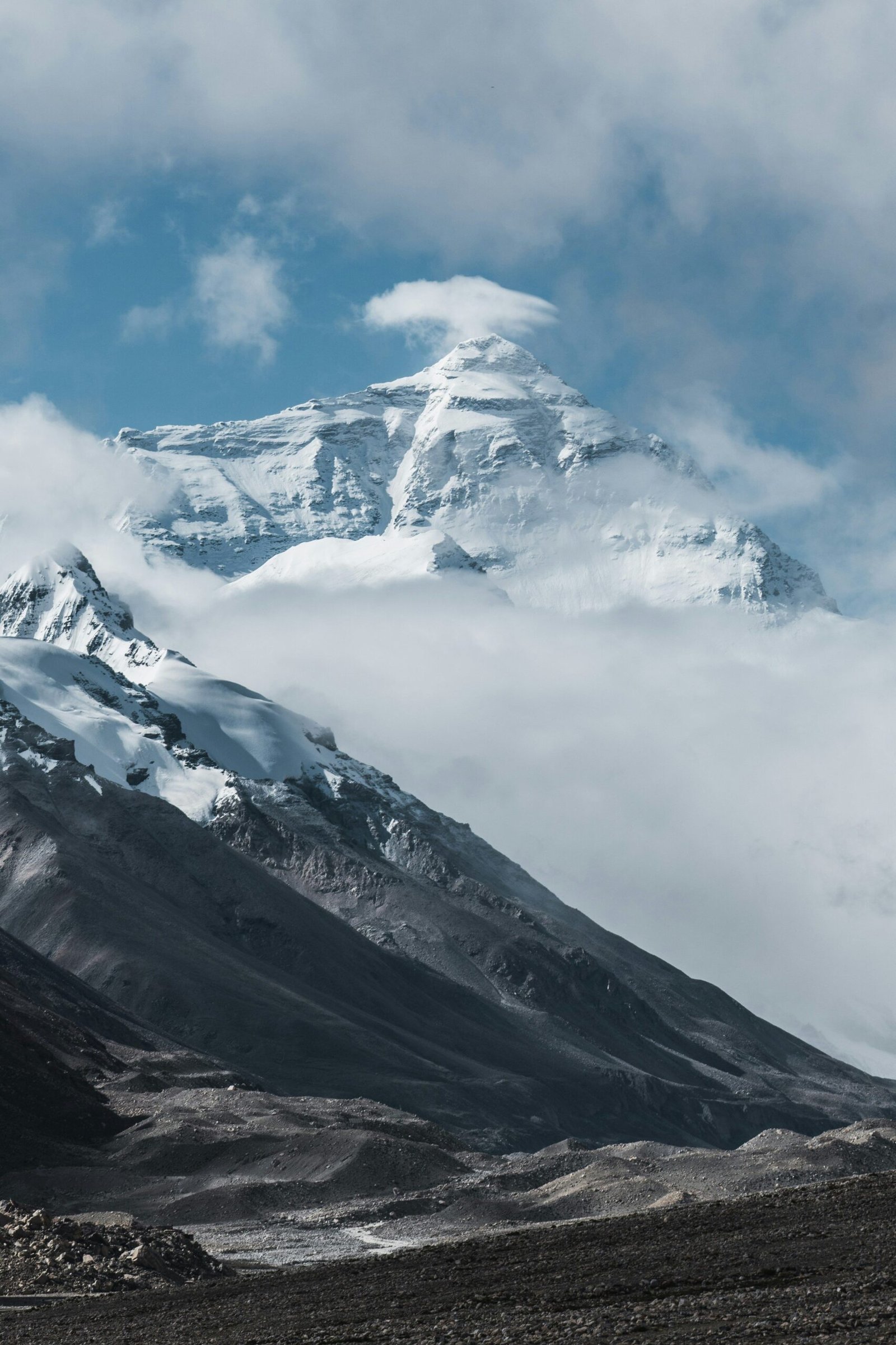Mount Everest _ World's Highest Mountain
