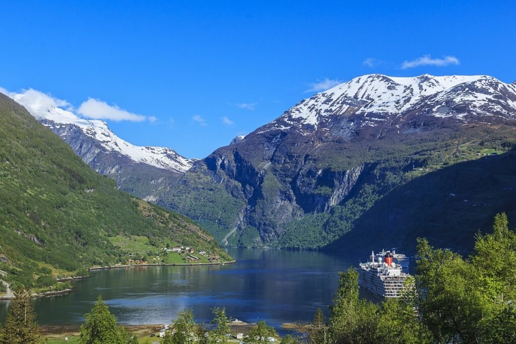 Geirangerfjord cruises